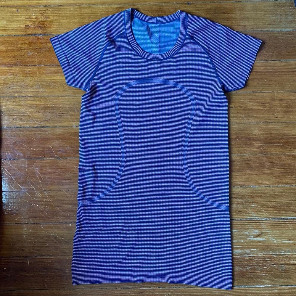 Lululemon short sleeve top